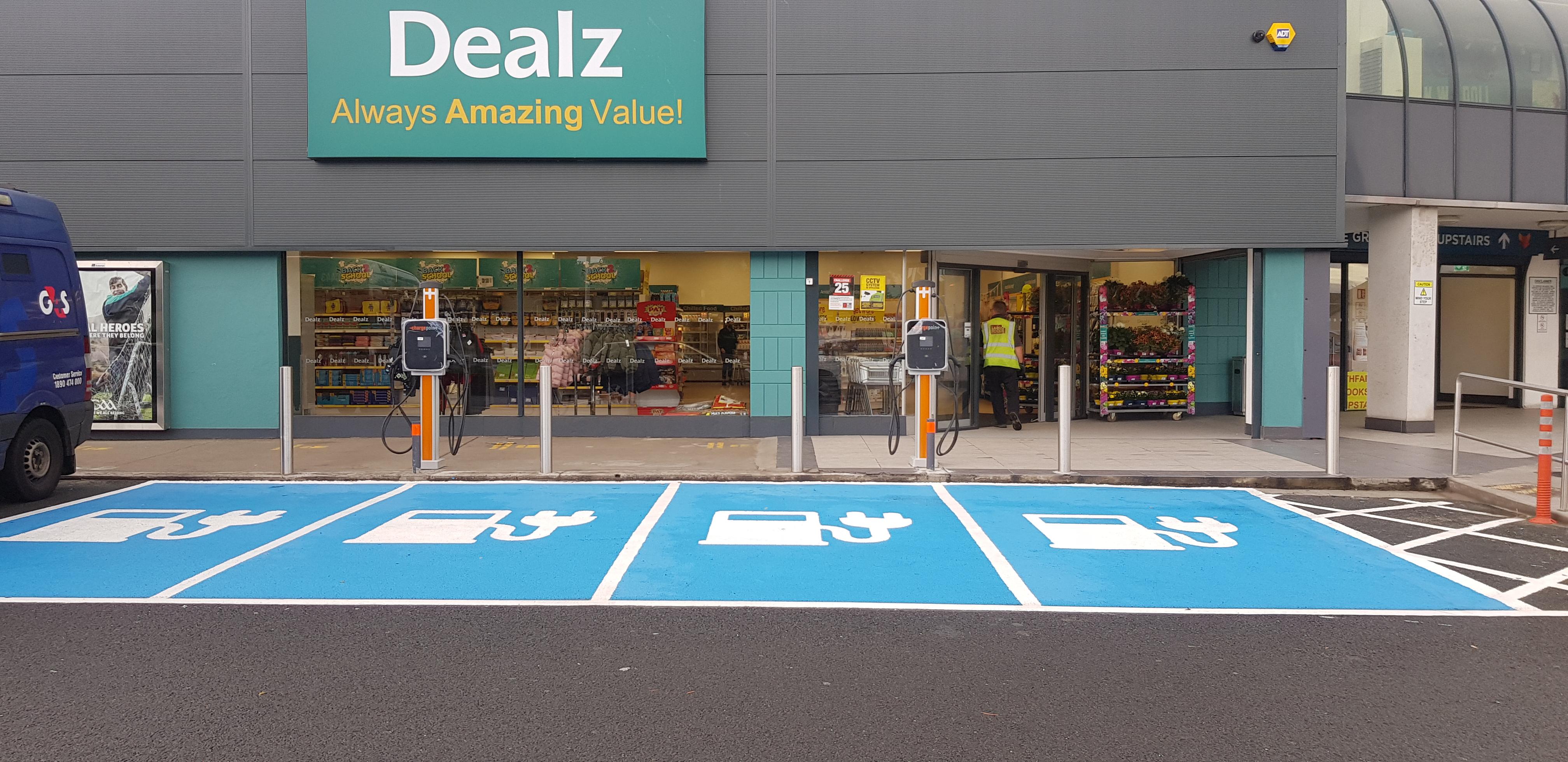 Electric Vehicle Charging Points Outside Dealz